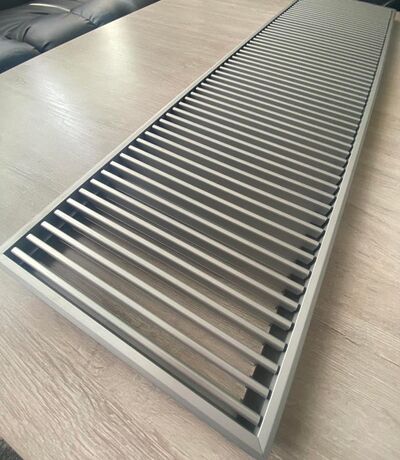 Алюмінієва решітка Carrera