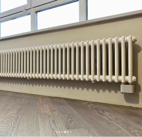 Горизонтальний 2-хтрубный радиатор Zehnder Charleston