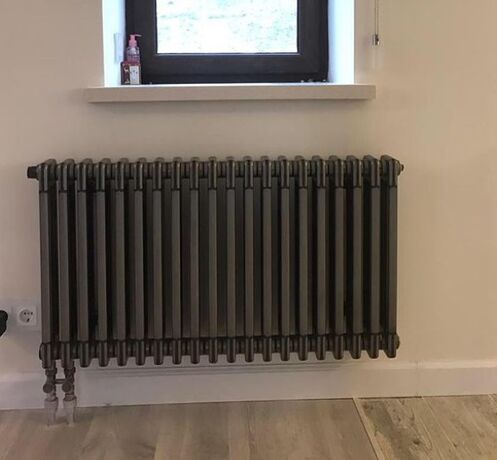 Горизонтальный 4-трубный радиатор Purmo Delta Laserline