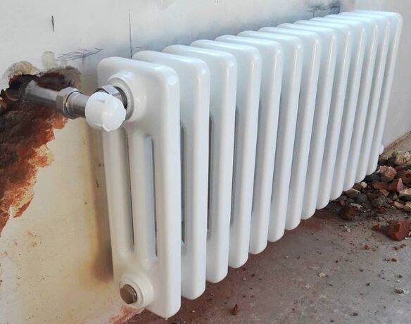 Горизонтальный 3-трубный радиатор Purmo Delta LaserlineГоризонтальный 3-трубный радиатор Purmo Delta Laserline