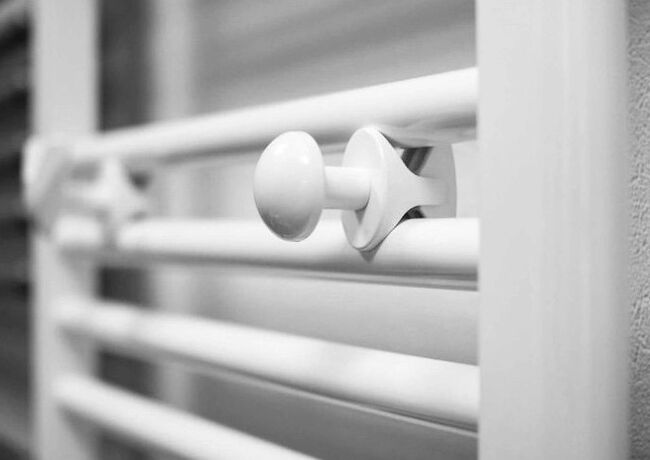 Гачок GRIP білий для рушникосушок Терма