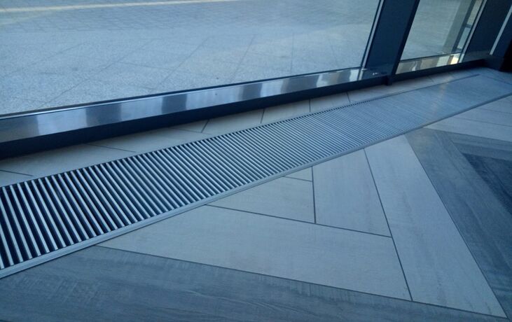 Внутрішньопідлоговий конвектор Carrera S